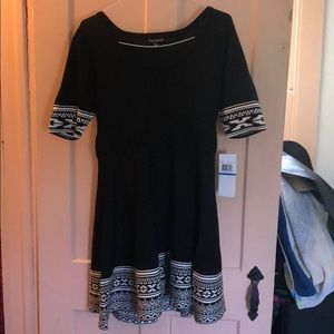 Nina Leonard Dress - Black and Ivory - Size XL